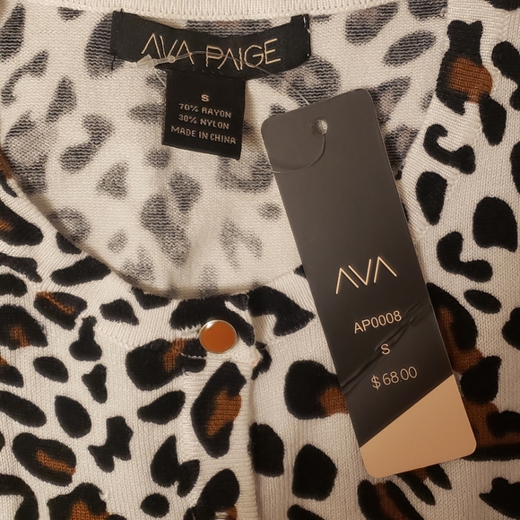 NWT Ava Paige leopard print cardigan, S - Picture 4 of 5